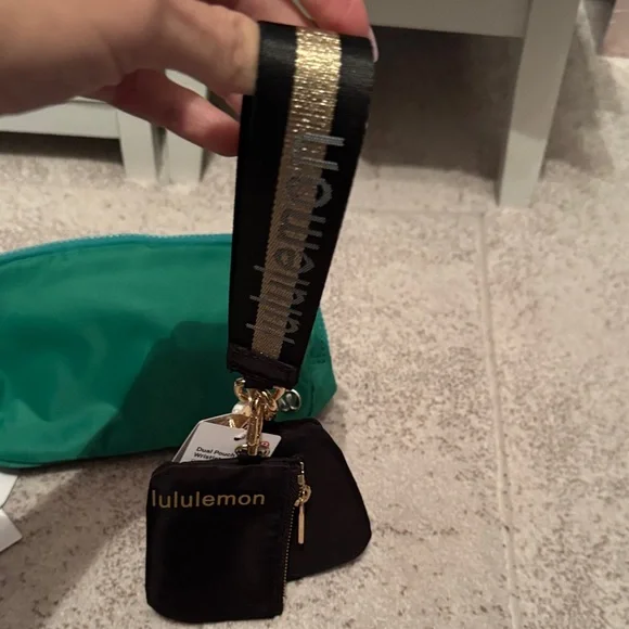 Lululemon Green belt bag, black wristlet Set - Picture 2 of 6